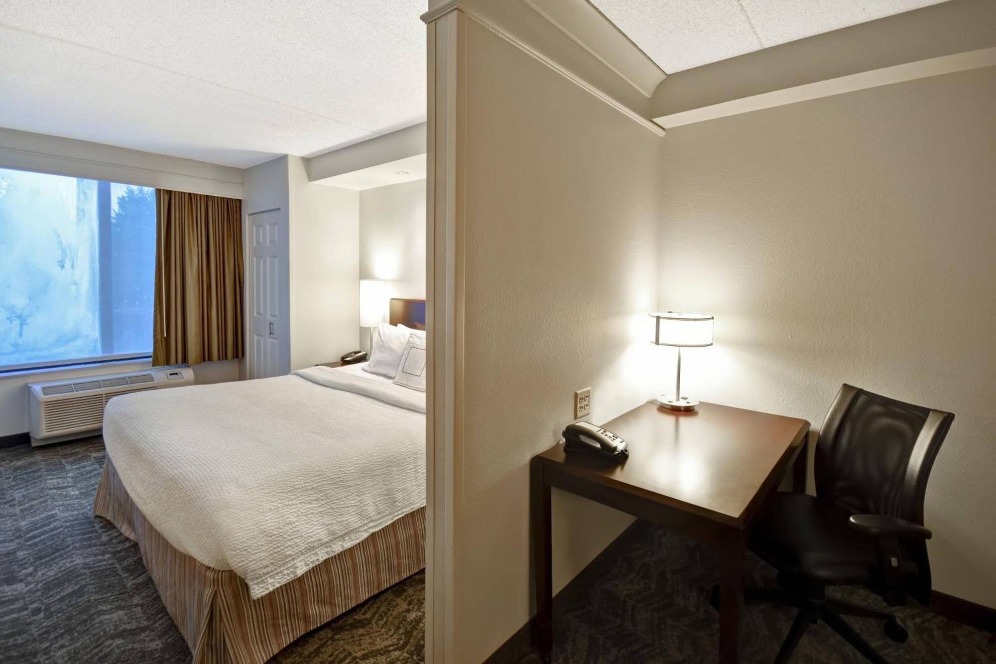 Springhill Suites Louisville Airport Exteriör bild