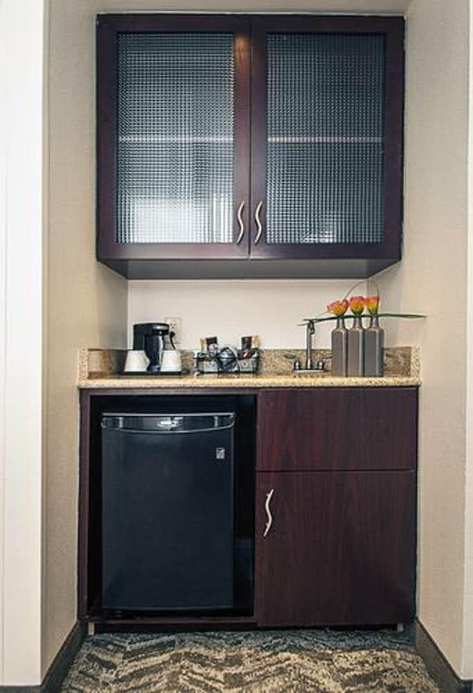Springhill Suites Louisville Airport Exteriör bild